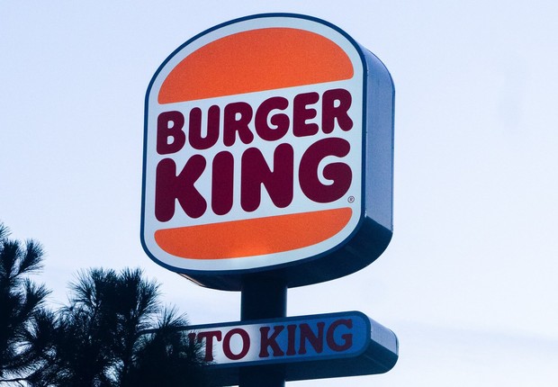 Burger King pode ter lojas fechadas por Whopper Costela (Foto: Pablo de la Fuente/Unsplash)