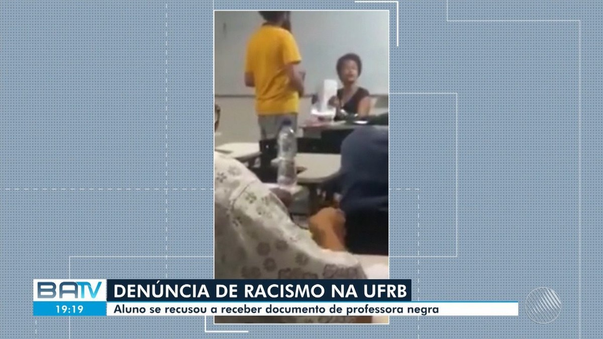 Professora da UFRB denuncia racismo de aluno que recusou receber prova em sala de aula; VÍDEO