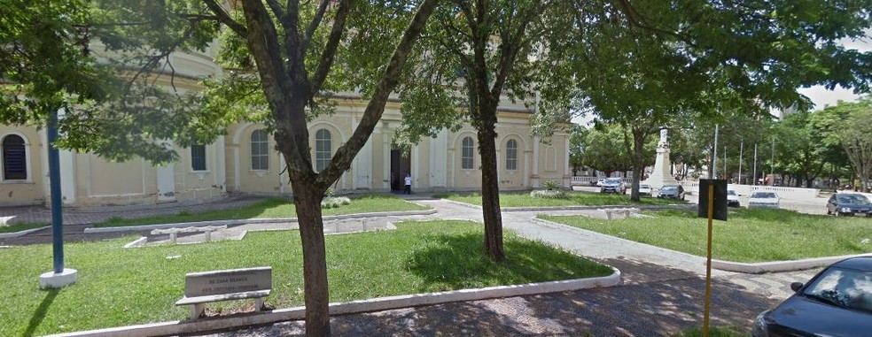 Praça Barão de Mogi Guaçu em Casa Branca — Foto: Google Street View/Reprodução