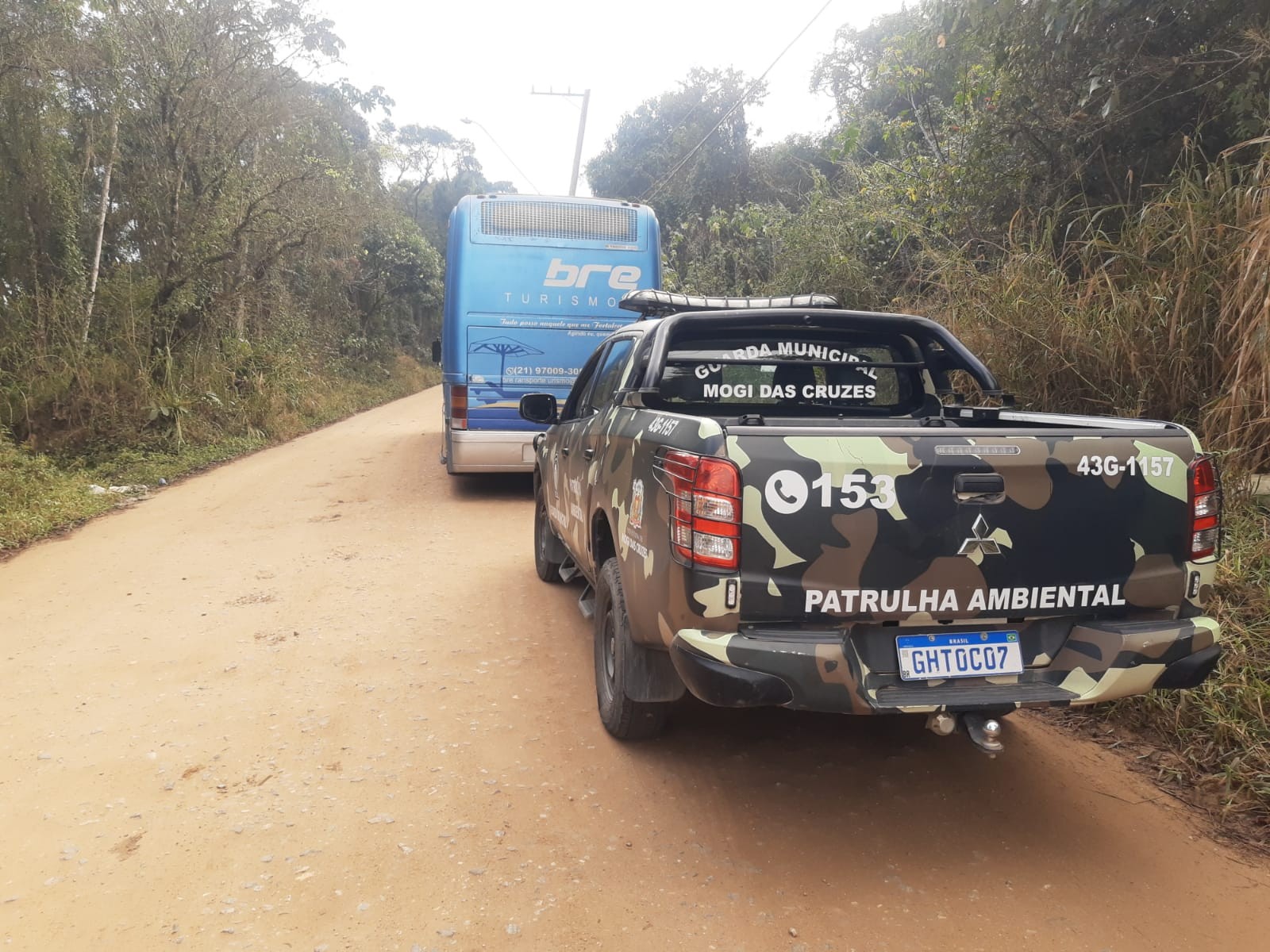 Patrulha Ambiental de Mogi recupera ônibus de turismo furtado em Itaquaquecetuba