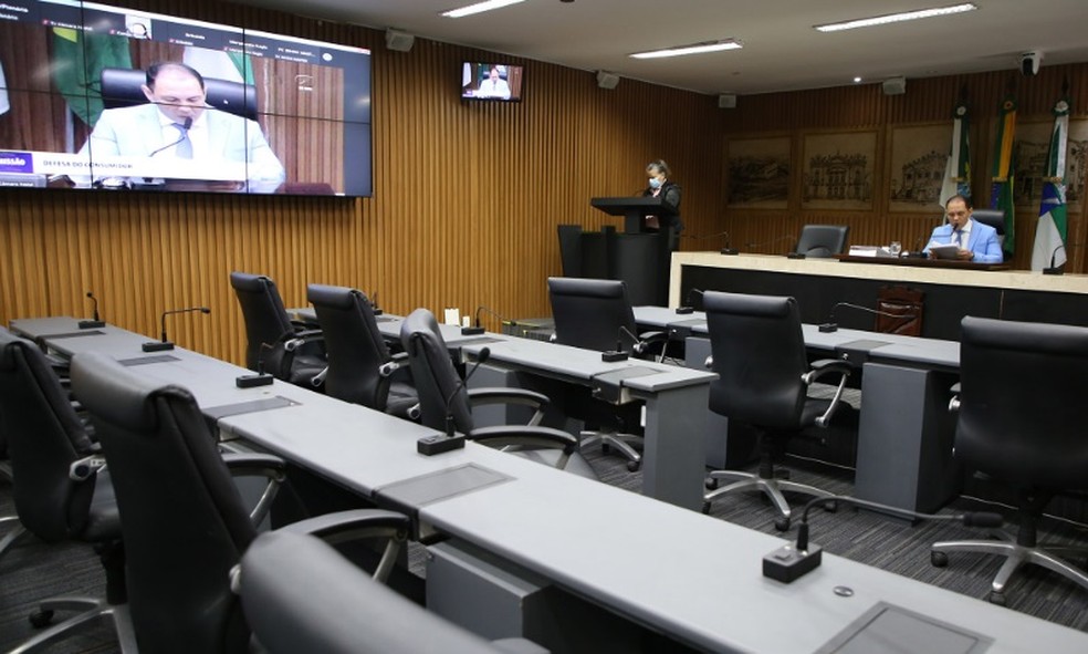 Projeto foi aprovado na Comissão de Defesa do Consumidor — Foto: Verônica Macedo