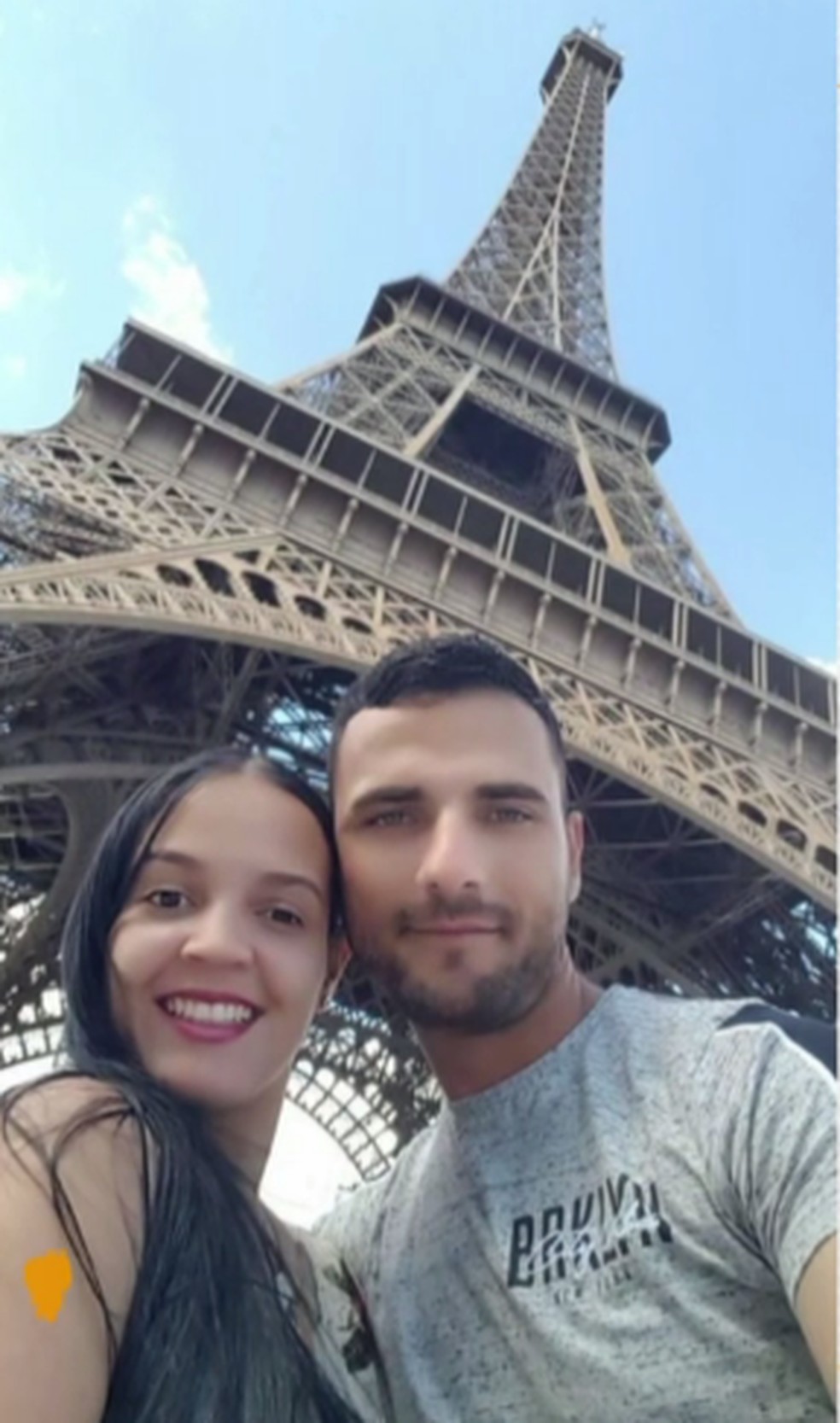 Franciele e Rodrigo moravam há dois anos na França — Foto: Reprodução/RPC