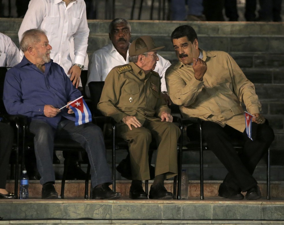 Lula, Raul Castro e Nicolás Maduro em imagem de 2016 — Foto: Carlos Barria/Reuters