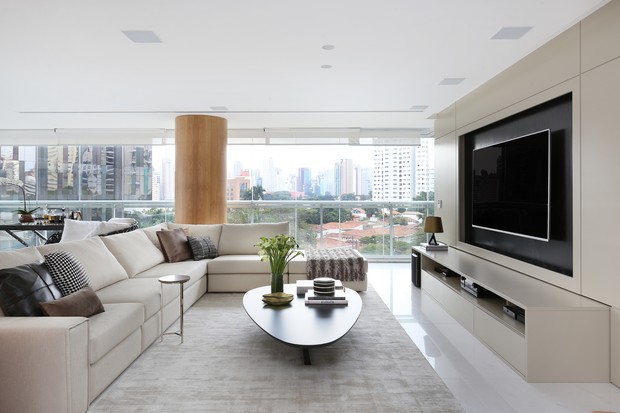 Apartamento de 300 m² tem integração e elegância do décor  (Foto: Projeto foi entregue em cinco meses )