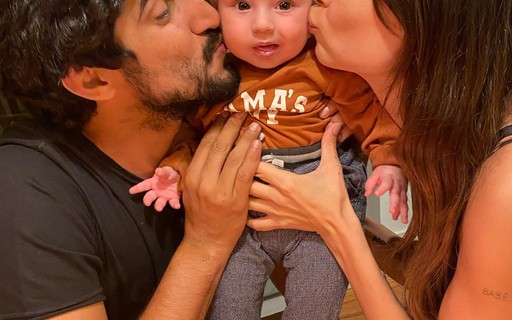 Renato Goés e Thaila Ayala celebram cinco meses do filho, Francisco