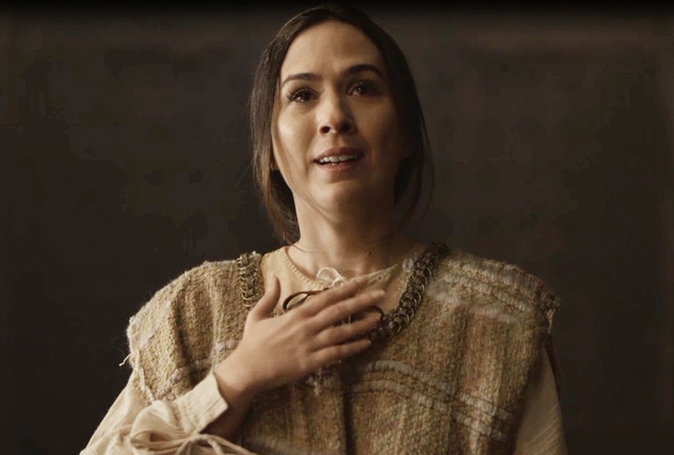 Lucrécia se torna a nova Matriarca da Fé de Montemor! (Foto: TV GLOBO)