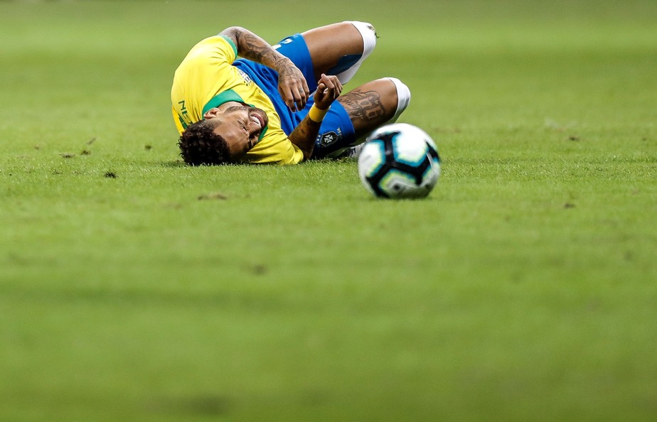 Neymar Ã© cortado da seleÃ§Ã£o brasileira por lesÃ£o no tornozelo e estÃ¡ fora da Copa AmÃ©rica