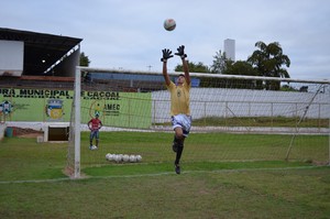 Thiago é o goleiro e aposta do Rolim de Moura no campeonato sub-20 (Foto: Fernanda Bonilha)