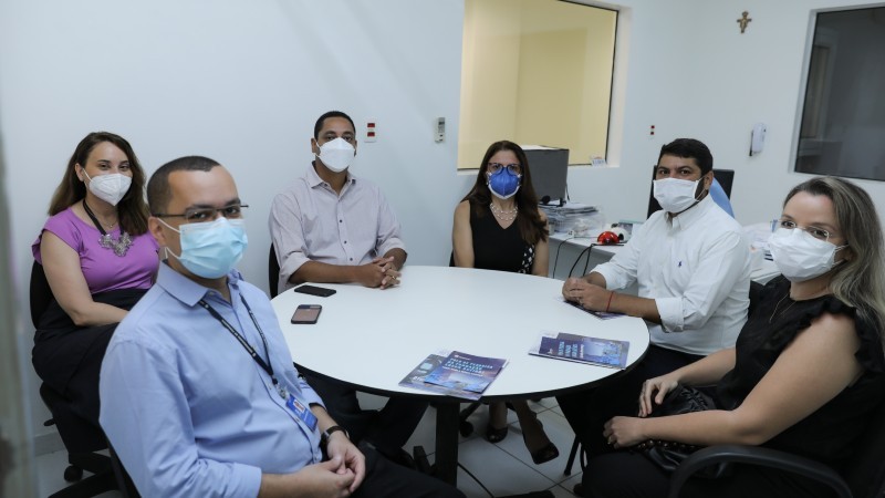 Unifor e multinacional farmacêutica firmam parceria para desenvolver projetos de inovação