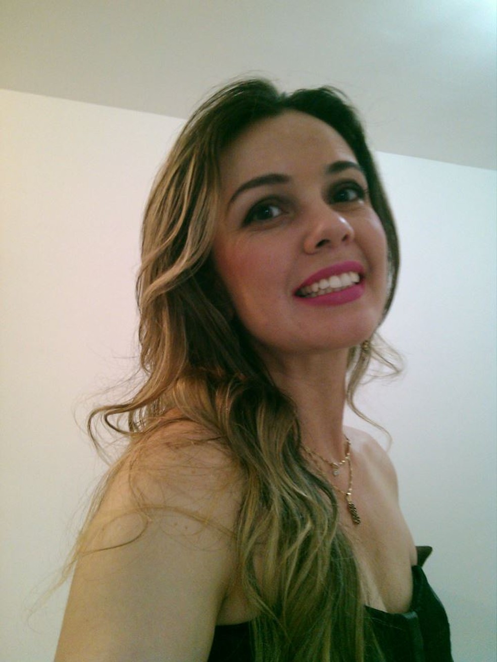 Aline Guimarães foi esfaqueda mais de 70 vezes dentro da casa onde mora em Taubaté — Foto: Arquivo pessoal