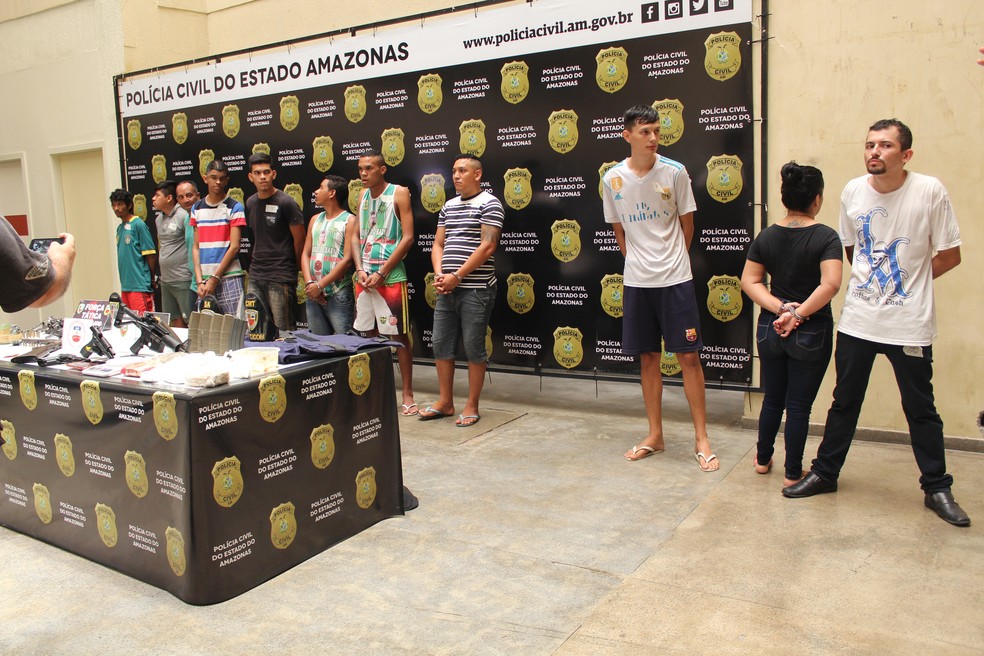 Suspeitos foram apresentados na manhÃ£ desta sexta-feira (19) na Delegacia Geral, Zona Oeste  â Foto: Eliana Nascimento/G1 AM