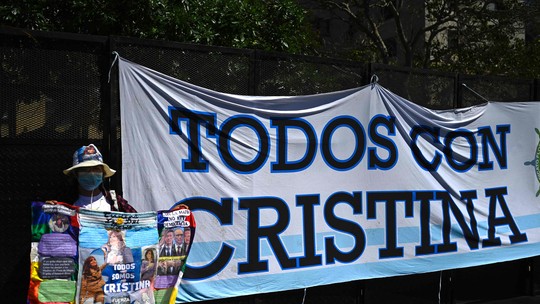 Imprensa e oposição na Argentina reagem à denúncia de Fernández de conluio com juízes