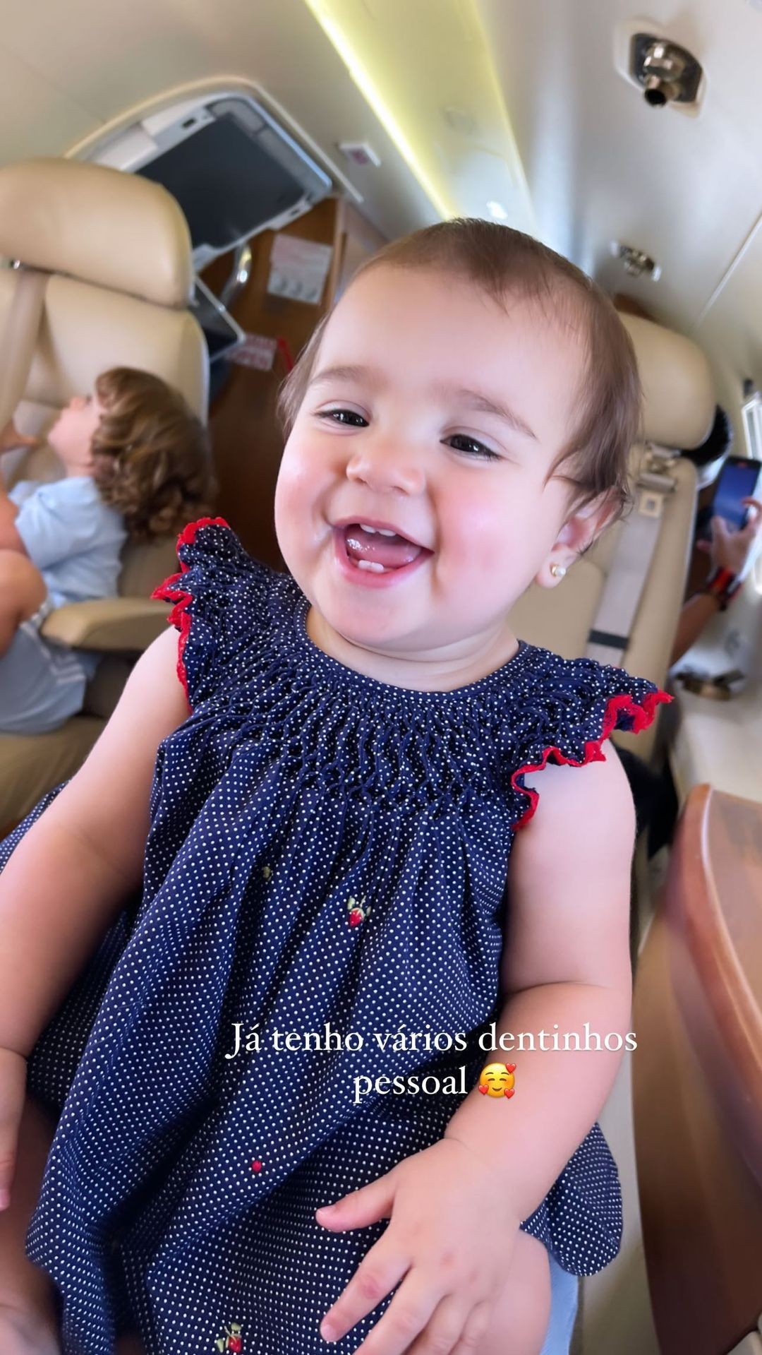 Romana Novais posta viagem de jatinho com filhos e Alok (Foto: Reprodução/Instagram)