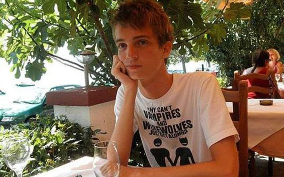 Gabriel Kovari tinha 22 anos quando foi morto (Foto: BBC)