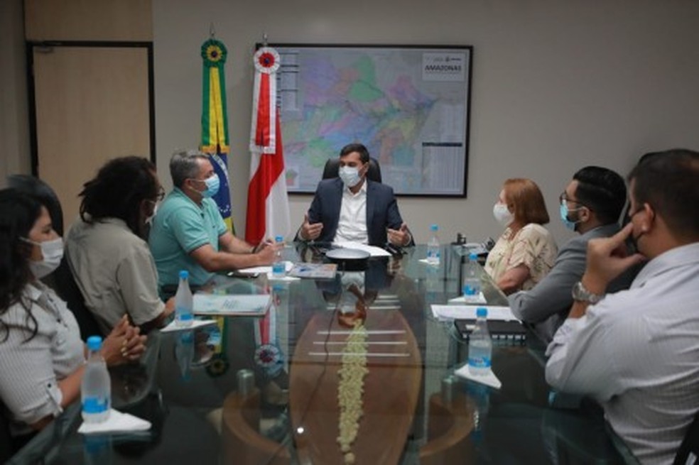 Governo do AM avalia autorização para retomada de atividades de flutuantes  | Amazonas | G1