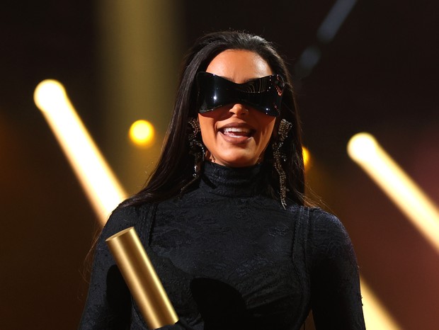 Kim Kardashian no People's Choice Awards (Foto: Getty Images)