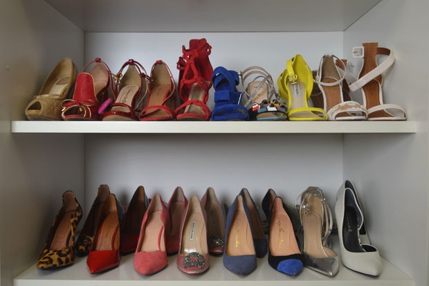 Closet de blogueira: Helena Lunardelli mostra como organiza roupas e sapatos (Foto: Amanda Sequin)