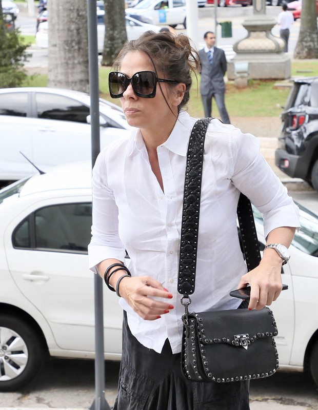 Adriane Galisteu na missa de Carol Bittencourt (Foto: Manuela Scarpa/Brazil News) Adriane Galisteu na missa de Carol Bittencourt (Foto: Manuela Scarpa/Brazil News)