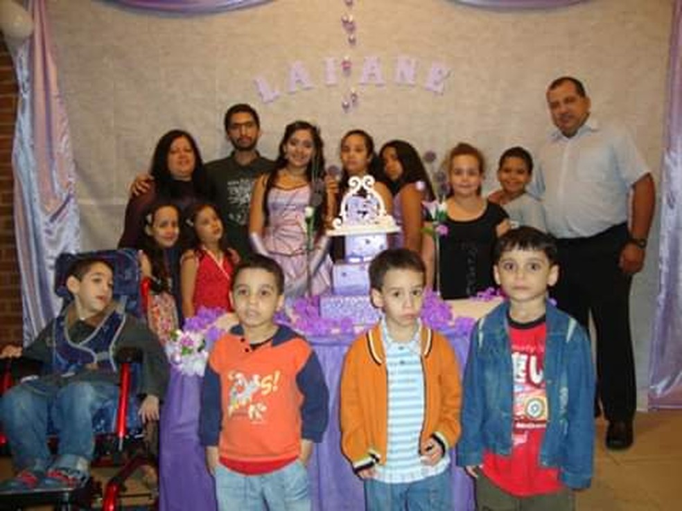 Com 20 filhos, casal comemora aniversários quase todo mês — Foto: Arquivo Pessoal