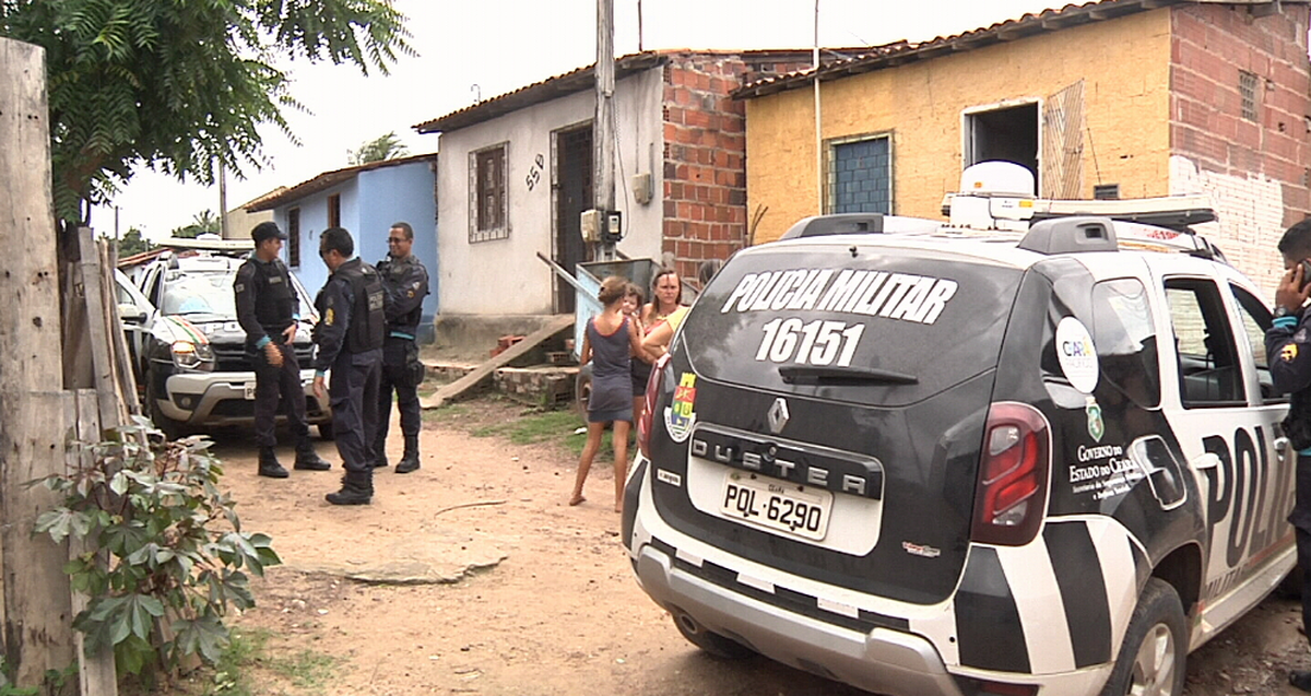 Três Pessoas Da Mesma Família São Assassinadas Com Tiros De Fuzil Em Fortaleza Ceará G1