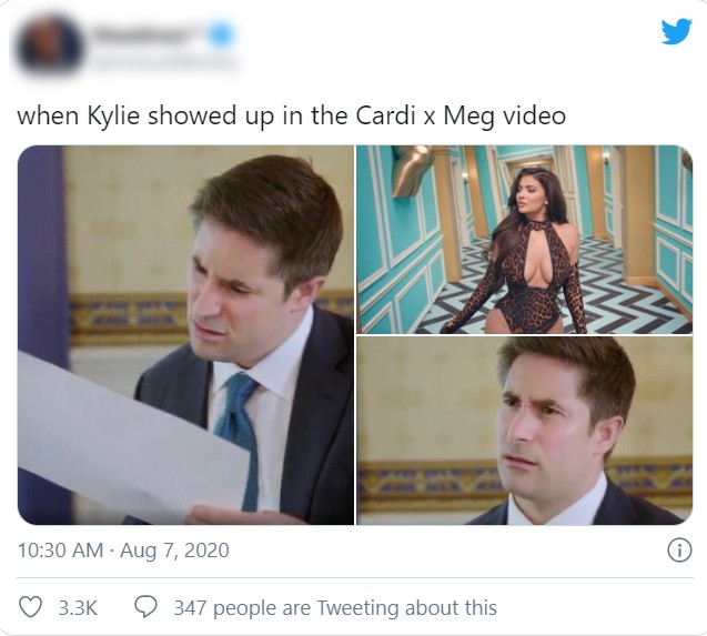 Fãs criticaram a participação de Kylie Jenner no clipe de WAP (Foto: Reprodução / Twitter)