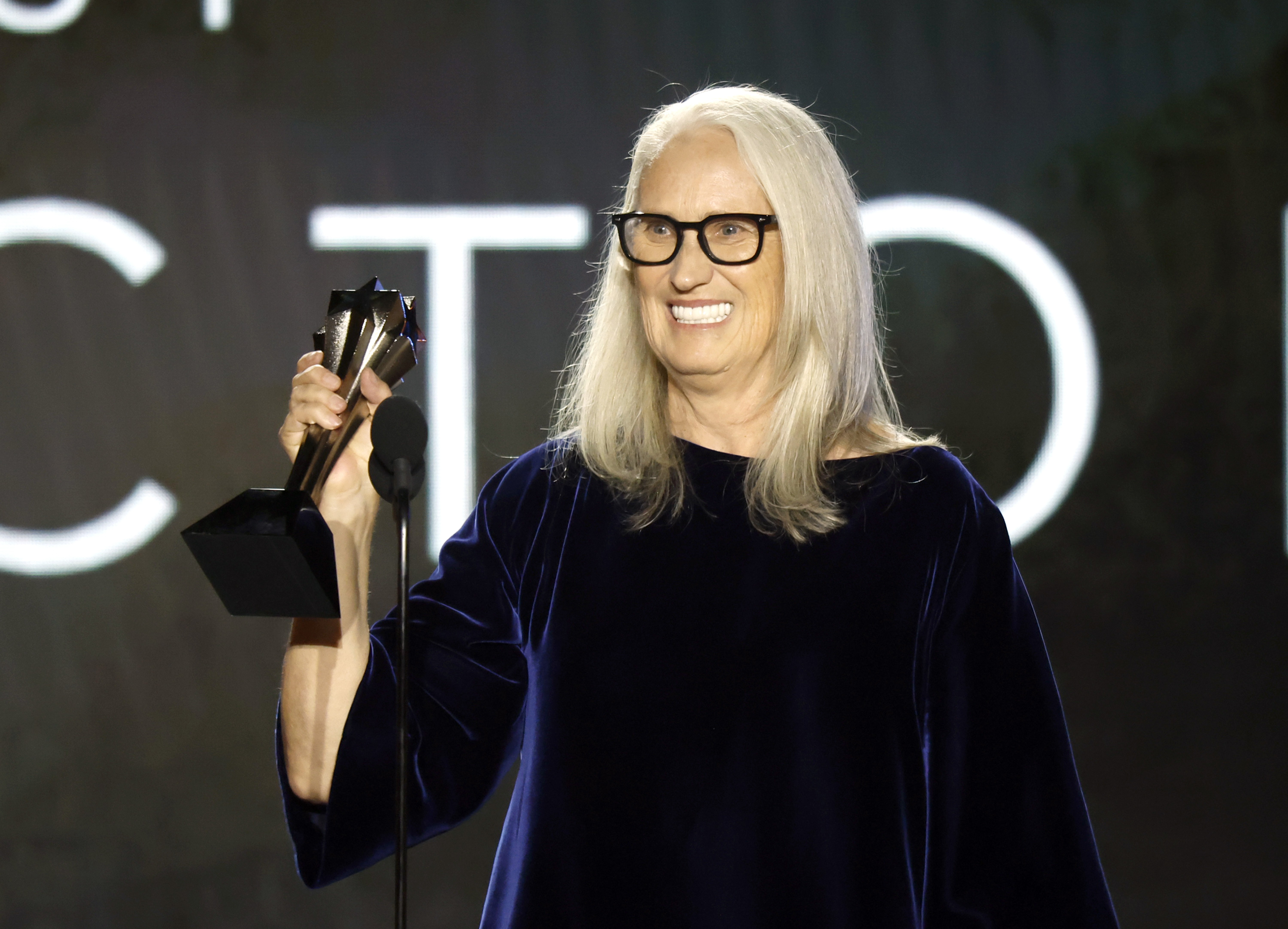 Jane Campion no Critics Choice Awards (Foto: getty)