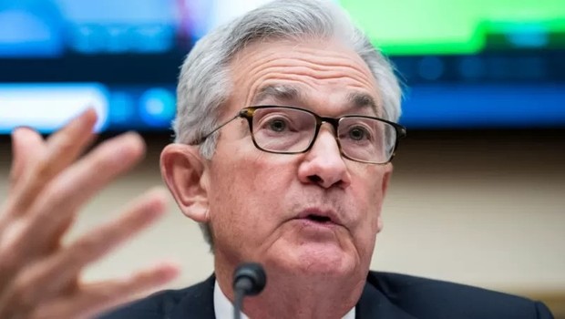 Jerome Powell, presidente do Federal Reserve dos EUA, está no centro do debate sobre inflação no mundo hoje (Foto: Getty Images via BBC)