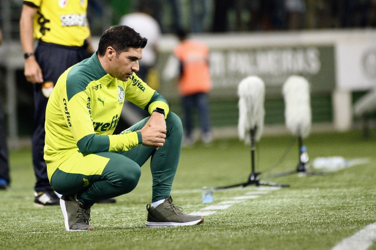Zagueiro do Verdão manda recado à torcida após derrota no primeiro jogo das semifinais