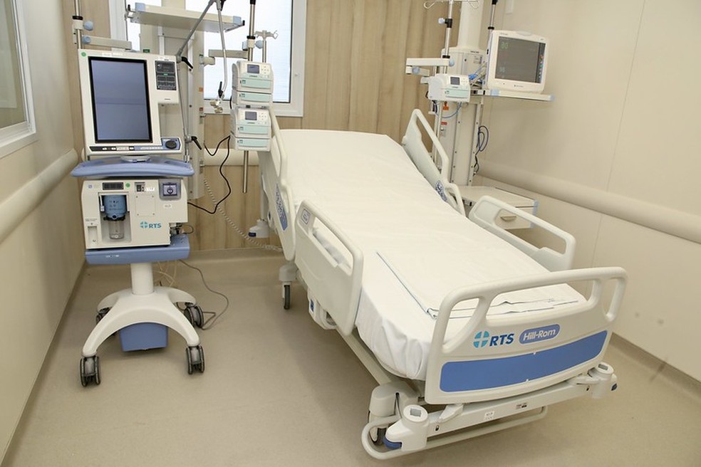Leito de UTI para atendimento a pacientes graves do novo coronavírus no Hospital das Clínicas de São Paulo — Foto: Divulgação/Governo de SP
