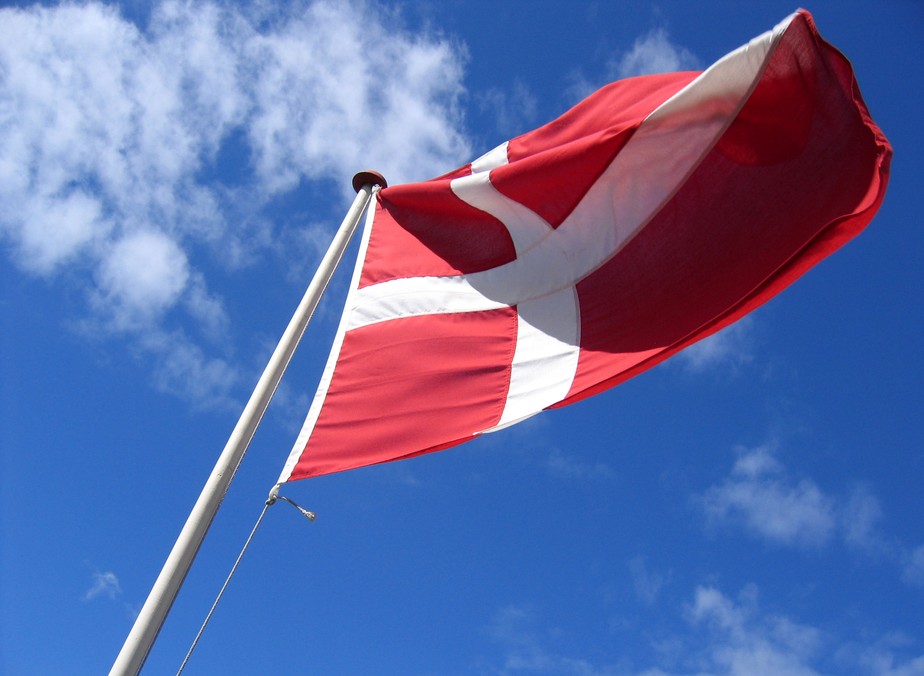Dinamarca suspenderá novos projetos de exploração de petróleo no Mar do Norte