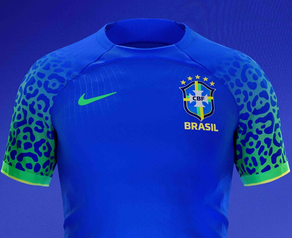 Nova camisa azul da Seleção para a Copa do Mundo está esgotada no site da Nike — Foto: Divulgação/Nike