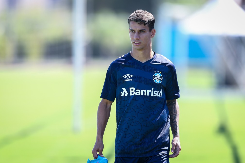 Ferreirinha convive com lesões e seca de gols no tricolor gaúcho