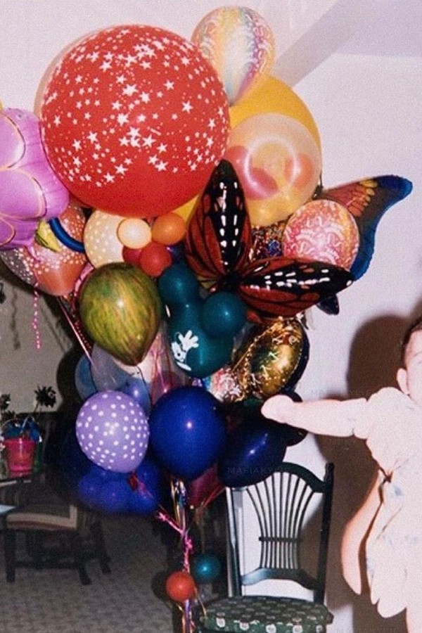 Kylie Jenner completa 25 anos e lembra primeiro aniversário com clima vintage (Foto: Reprodução/ Instagram)