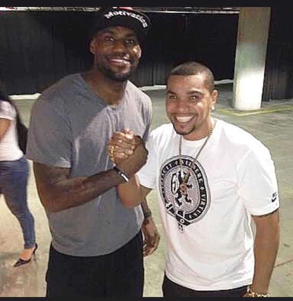 Naldo com o jogador de basquete LeBron James — Foto: Reprodução/Instagram/Naldo