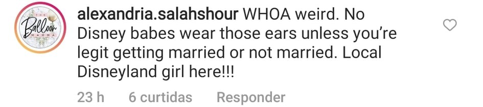 Fãs de Kourtney Kardashian discutiram o significado por trás da tiara de orelhas da Minnie com tema de noiva (Foto: Reprodução / Instagram)