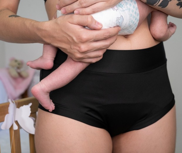 Calcinhas absorventes para o pós-parto são mais altas, ajudando na sustentação (Foto: Divulgação/Inciclo)