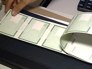emissão documento carteira de identidade Araxá Alto Paranaíba MG (Foto: Reprodução/TV Integração)