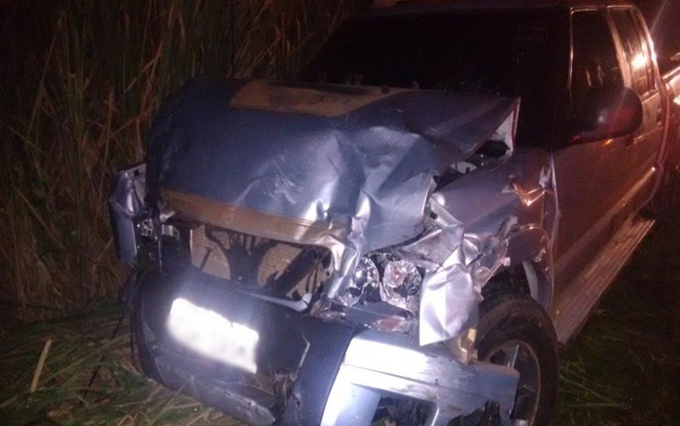 Acidente com três mortos e três feridos aconteceu na SP-281 em Itaporanga (Foto: Arquivo Pessoal)