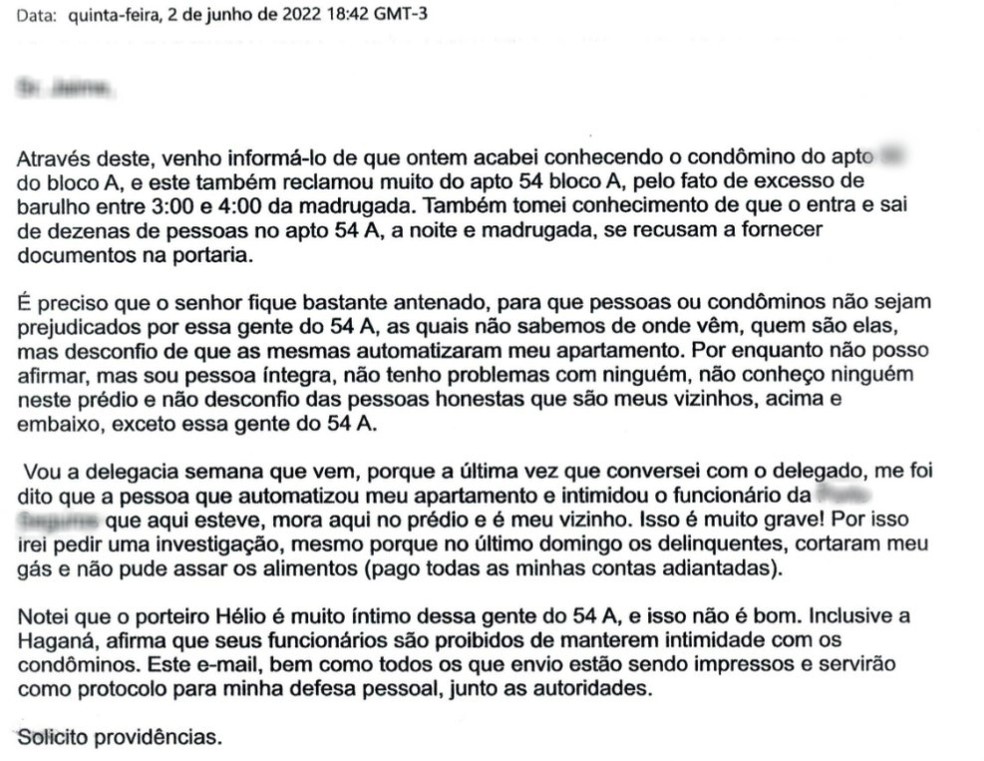 E-mail da vizinha ao síndico em junho — Foto: Reprodução
