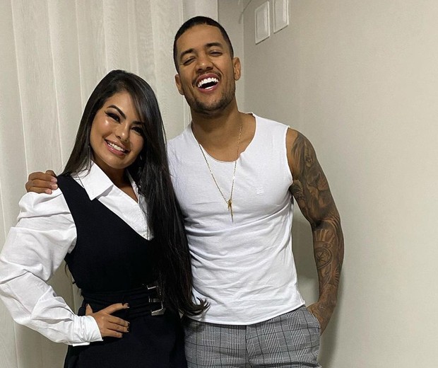 Paulinha Abelha e Clevinho Santos (Foto: Reprodução/Instagram)