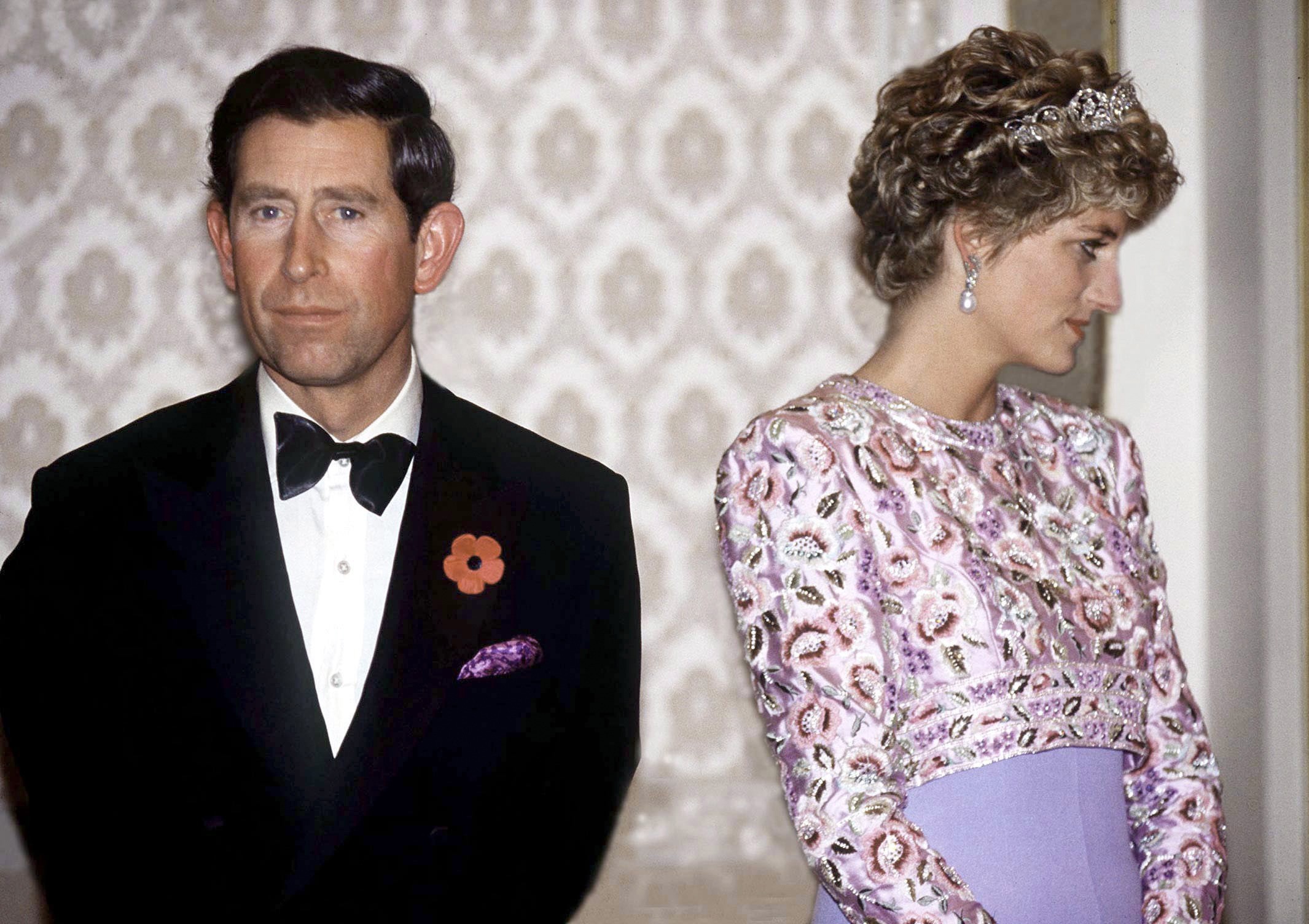 O Príncipe Charles e a Princesa Diana na última aparição pública dos dois como casal, em uma viagem à Coreia do Sul em novembro de 1992 (Foto: Getty Images)