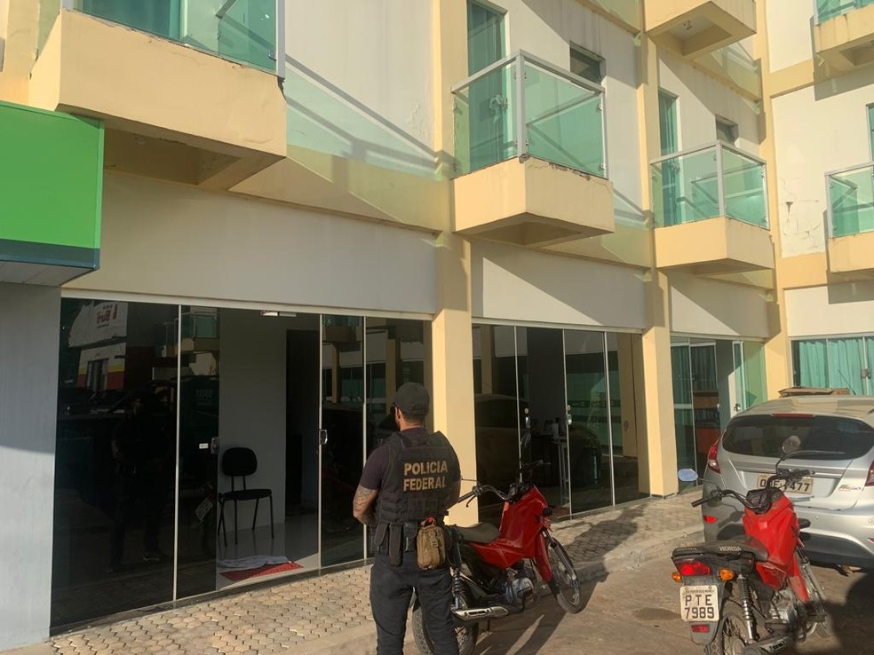 Operação da PF mira suposta organização criminosa especializada na imigração ilegal aos Estados Unidos — Foto: Divulgação/Polícia Federal