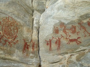 Entre outras atrações, o Sertão do Seridó tem como um dos principais destaques as pinturas rupestres (Foto: Romulo Valdeque Pinheiro Bastos/VC no G1)