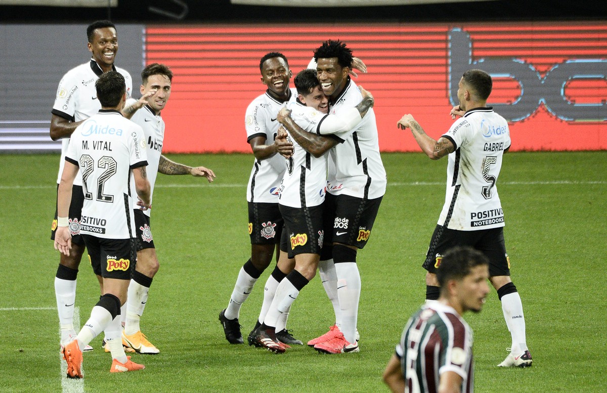 Qual a maior goleada entre Fluminense e Corinthians?