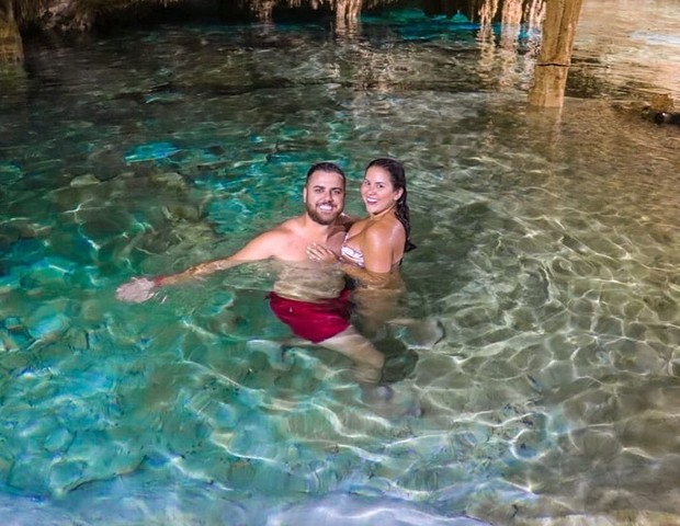 Zé Neto e Natália Toscano em viagem ao México (Foto: Reprodução/Instagram)