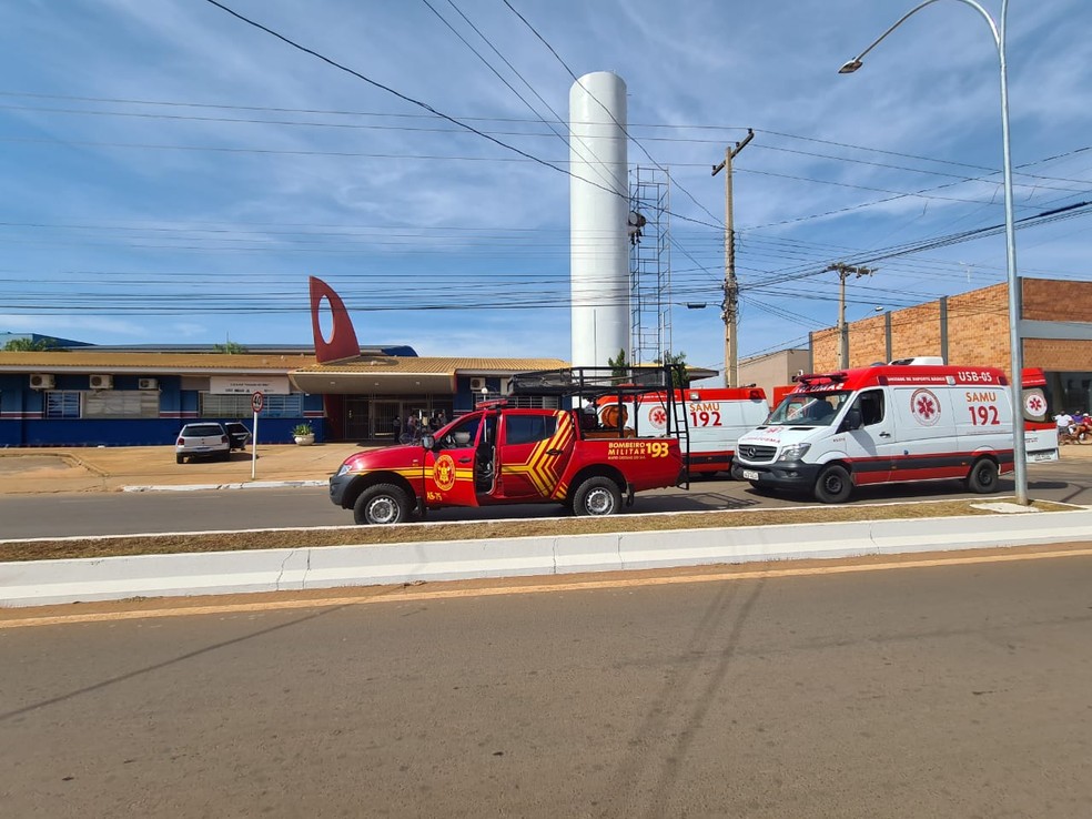 Corpo de Bombeiros Militar de Três Lagoas montou operação para resgatar trabalhadores — Foto: CBM/Divulgação