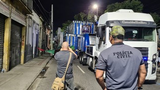Polícia Civil fez perícia no localFilipe Grinberg / Agência O Globo