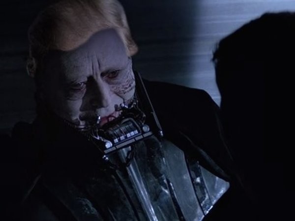 Darth Vader sem o capacete e com a peruca de Donald Trump (Foto: Reprodução)