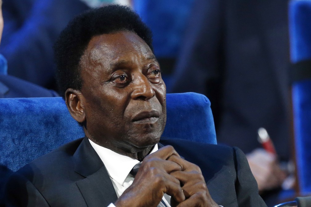 Pelé em foto de dezembro de 2017 — Foto: Alexander Zemlianichenko/AP/Arquivo