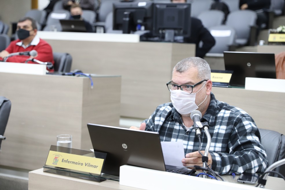Vereador foi o único a votar contra a perda do mandato — Foto: Câmara de Vereadores de Novo Hamburgo